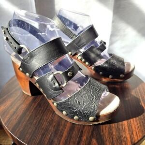 Dkode Sandals -‎ Size 6.5